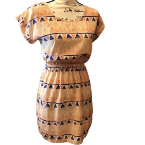 Soprano Dresses & Skirts - Soprano Lightweight Pull On DRESS Super Fun Print